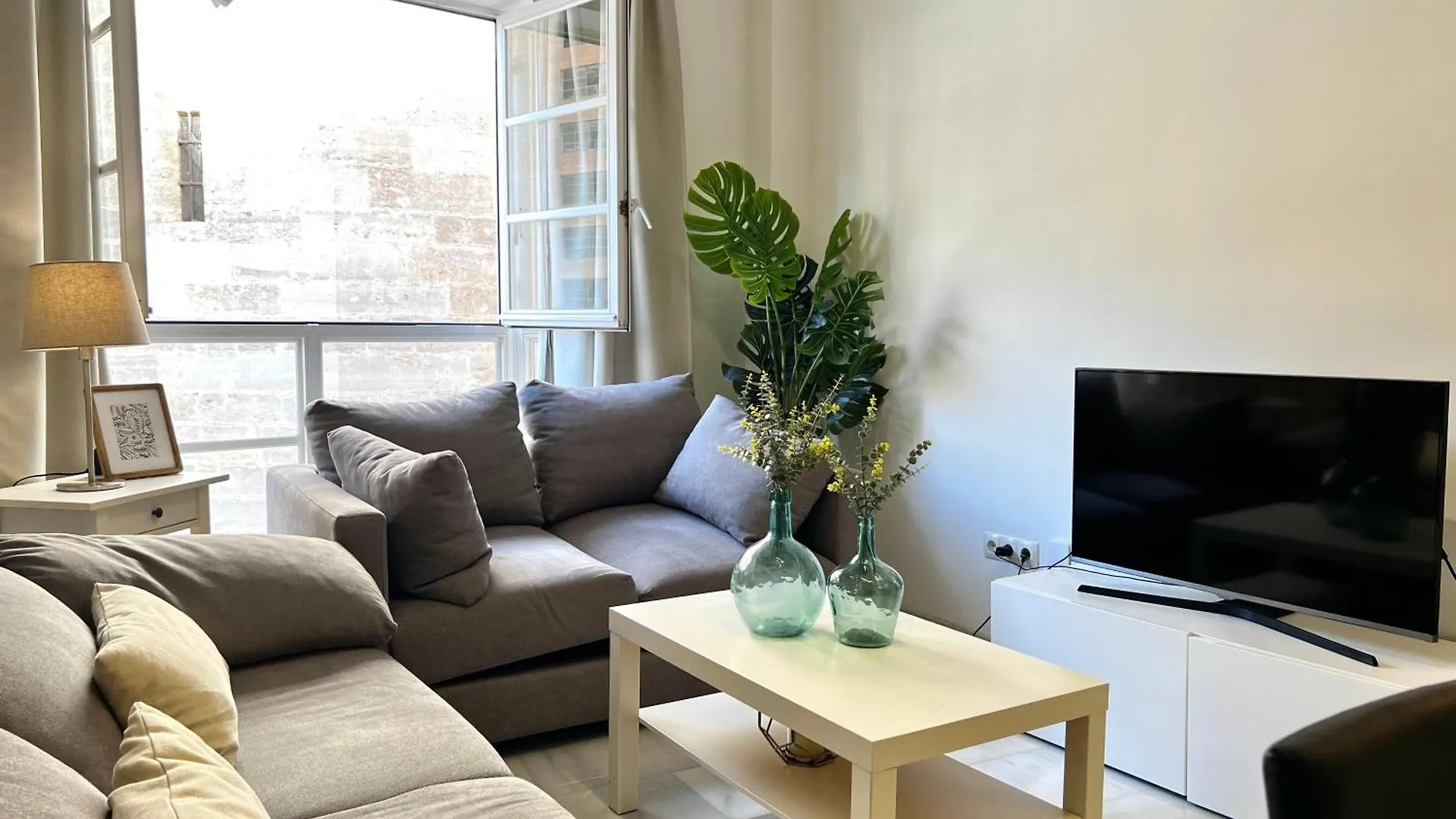 Nuevo Cathedral Deluxe Apartment Sinesedesignhomes マラガ